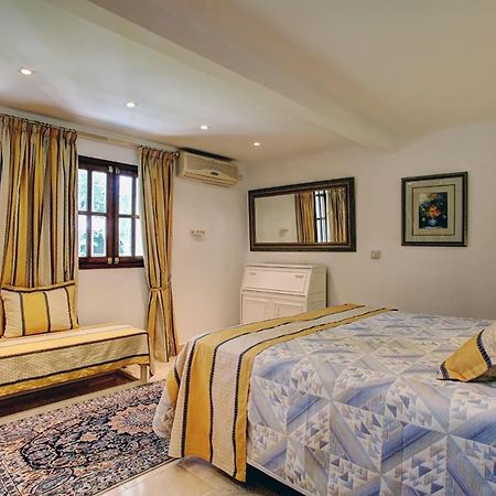 Exclusive Villa Las Palmeras Puerto Banus With Heated Private Swimming Pool, Marbella, Spain Zewnętrze zdjęcie