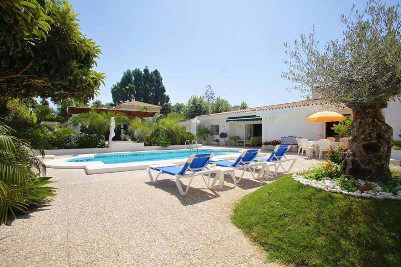 Exclusive Villa Las Palmeras Puerto Banus With Heated Private Swimming Pool, Marbella, Spain Zewnętrze zdjęcie