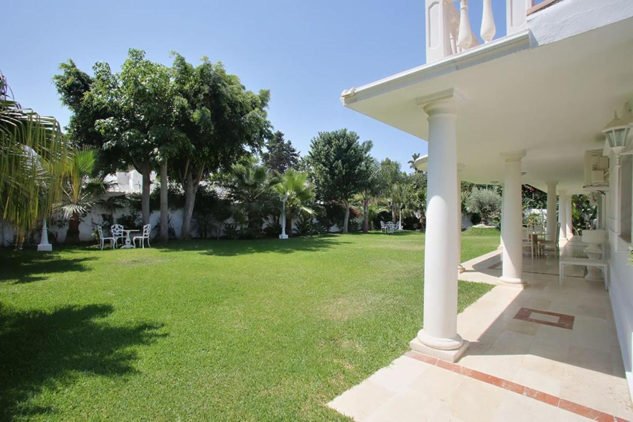 Exclusive Villa Las Palmeras Puerto Banus With Heated Private Swimming Pool, Marbella, Spain Zewnętrze zdjęcie