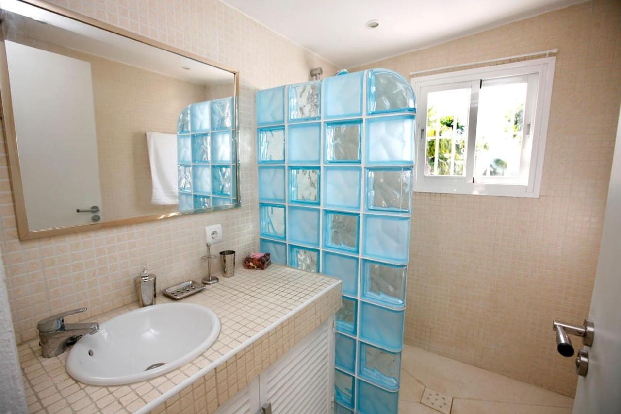 Exclusive Villa Las Palmeras Puerto Banus With Heated Private Swimming Pool, Marbella, Spain Zewnętrze zdjęcie